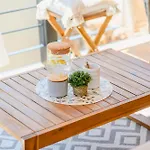 Сasa de vacaciones Mediterranea - Luxury Mobile House With Sundeck