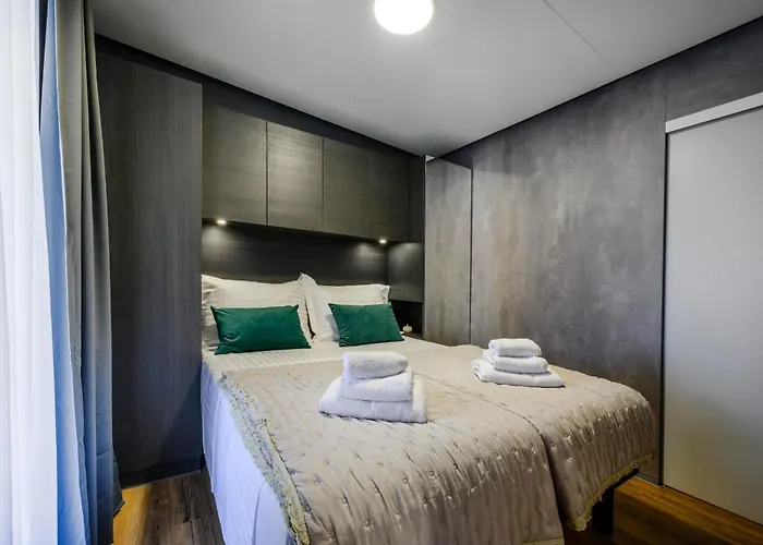 Mediterranea - Luxury Mobile House With Sundeck *
